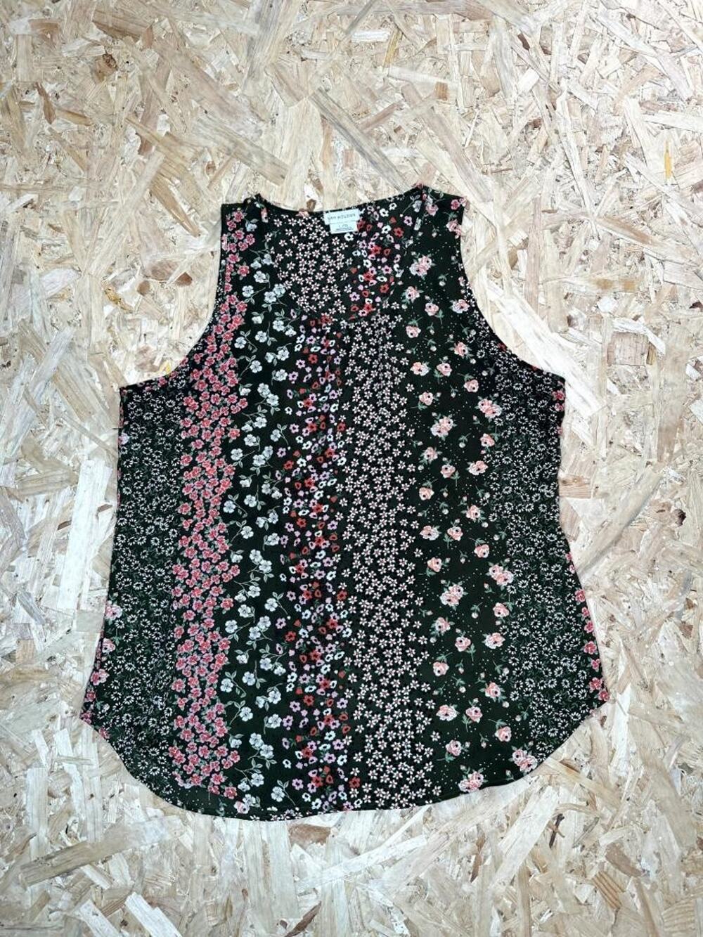 Sleeveless Black Floral Mix Tank Top - Women